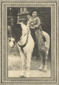 Ray On Pony
